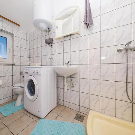 Two-bedroom In Plano